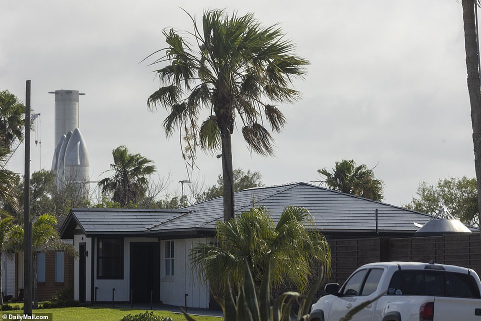 05 06 Musk home 1