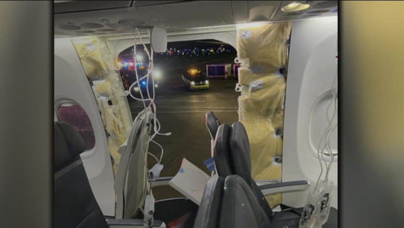 2024 01 13 Boeing 737 Max 9 broken door