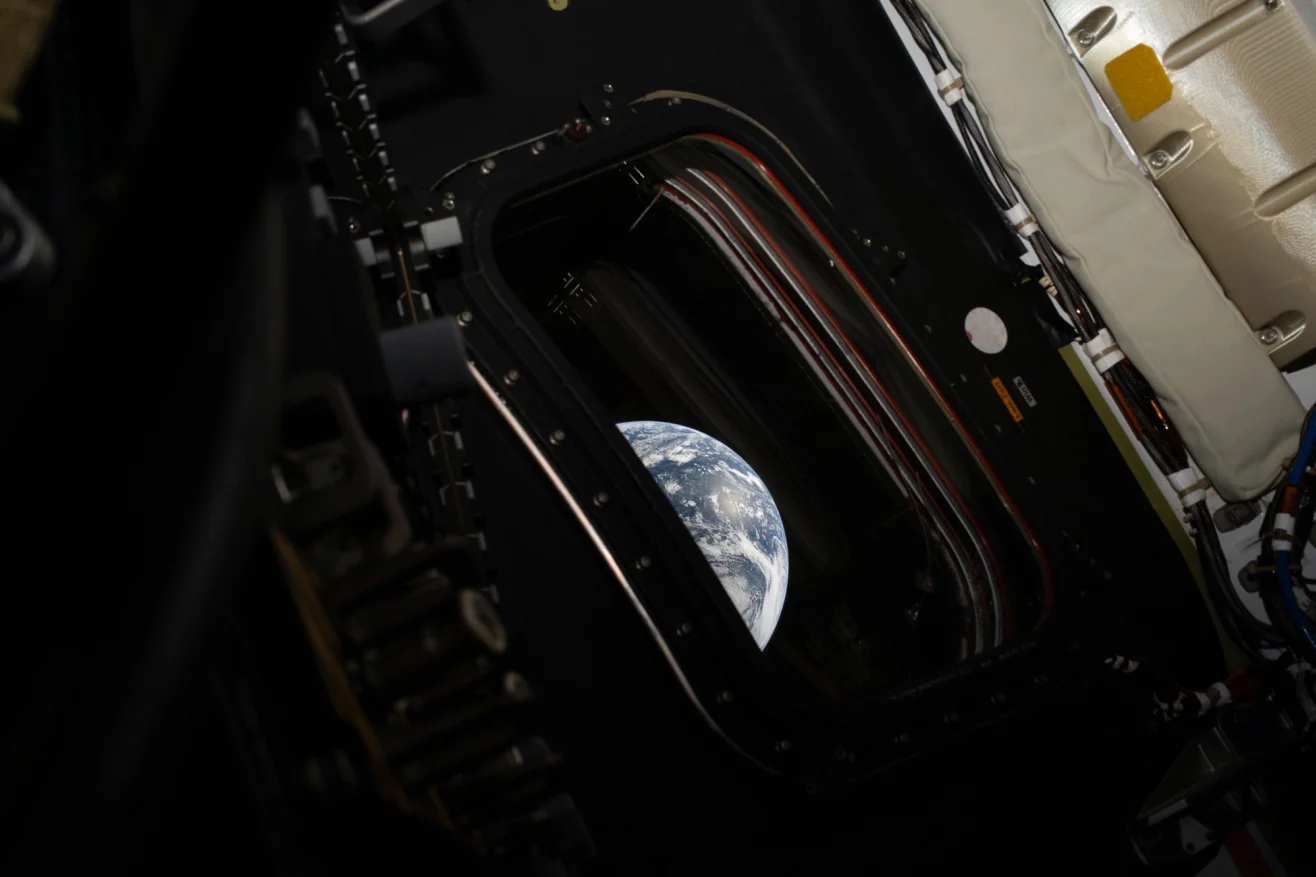 2026 04 03 Earth 2